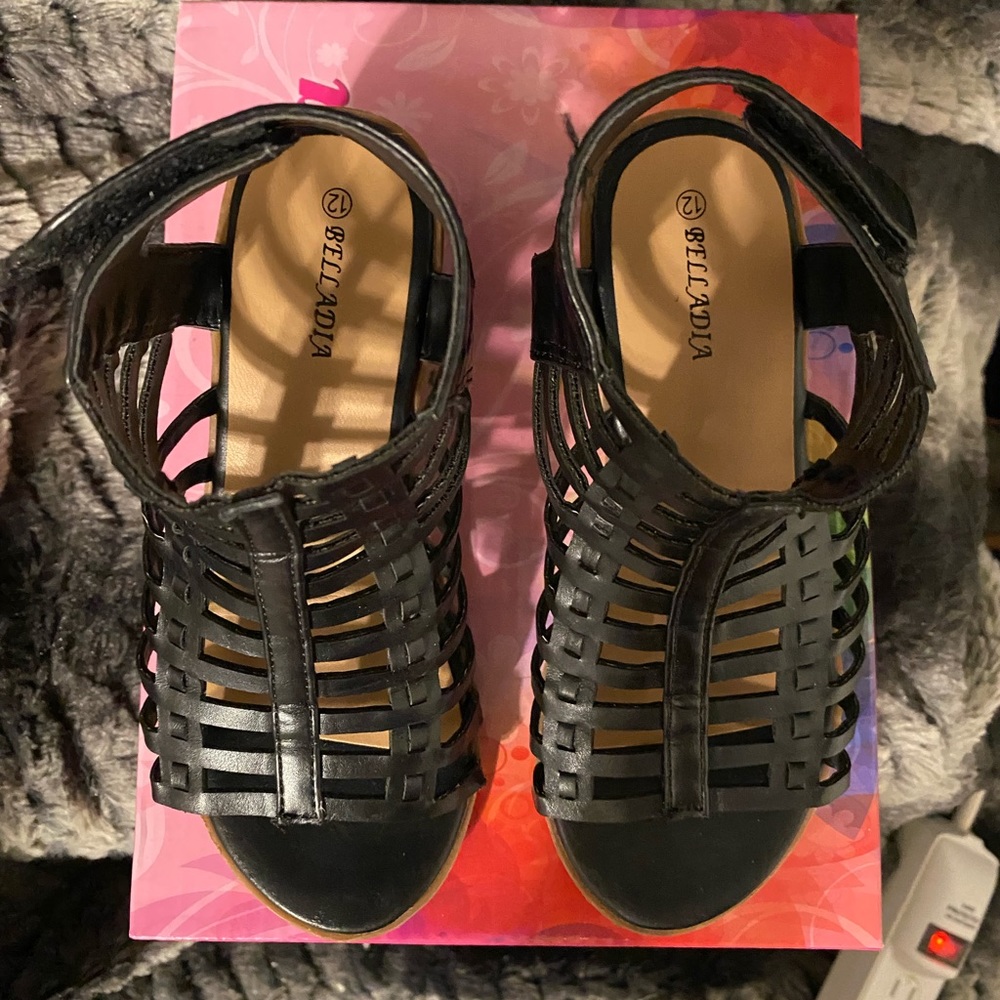 Belladia Girls Sandals Size 12 good condition - Picture 2 of 6